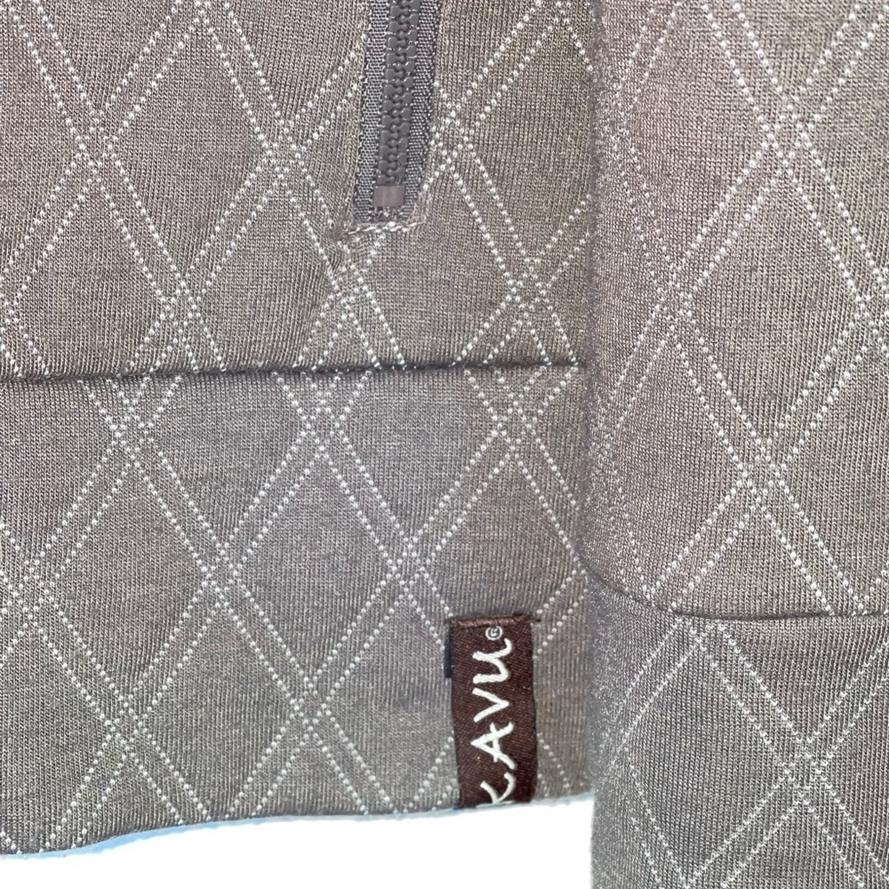 Women’s Kavu , waffle knit quilted hooded jacket, full zip. Size large GUC - Picture 8 of 8